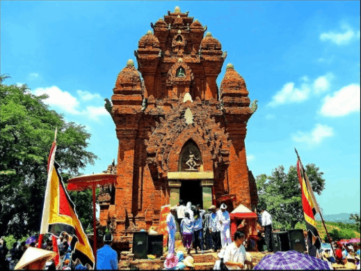 Địa điểm du lịch Tháp Chàm Poshanư